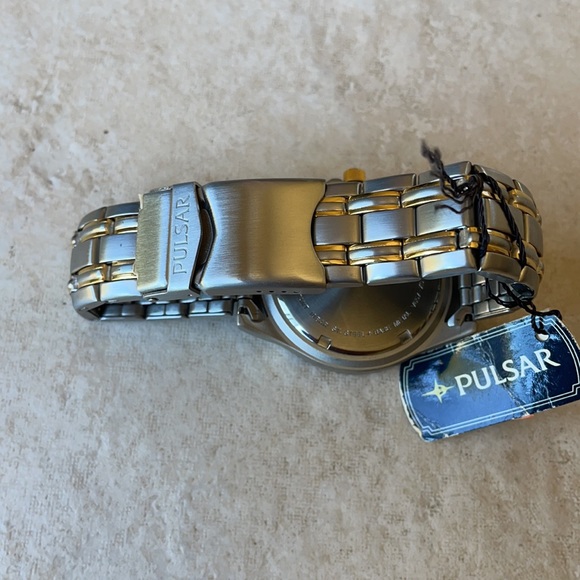 Pulsar Men chronograph watch WR100M TT w/date battery stainless steel - Picture 5 of 8